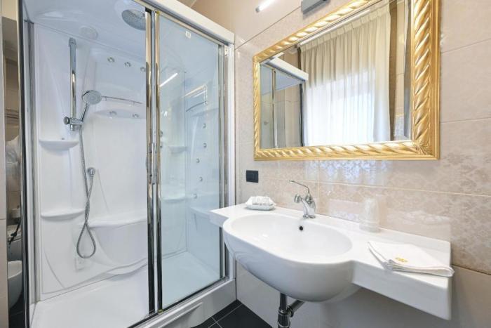 Hotel Mastrodattia Celano Habitación foto